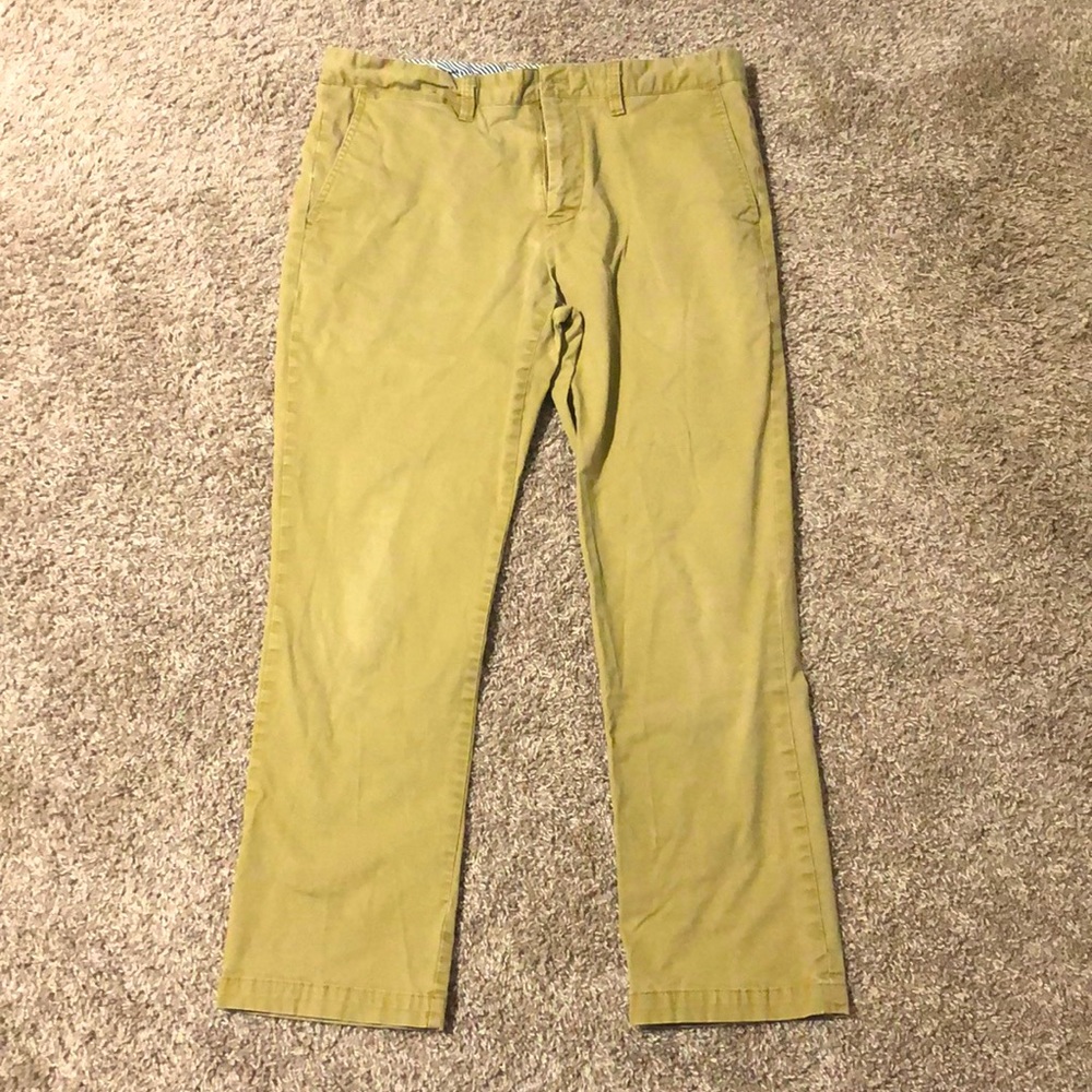 Southern Pines men’s tan khakis.